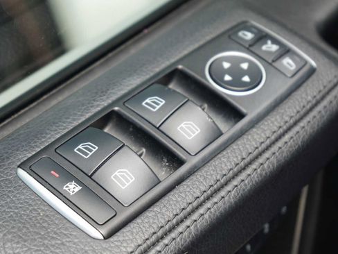 Used 2016 Mercedes-Benz G 63 AMG 4MATIC image 19