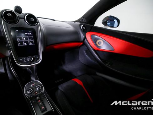 Used 2017 McLaren 570S Coupe RWD image 16