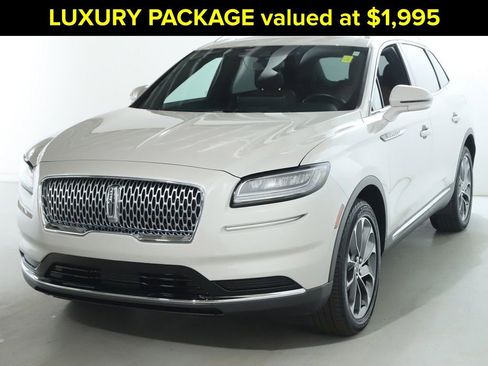 Certified 2023 Lincoln Nautilus Reserve w/ Luxury Package image 4