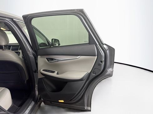 Used 2023 INFINITI QX50 Luxe FWD image 30