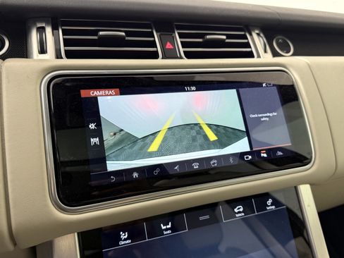 Used 2022 Land Rover Range Rover Westminster Edition image 25