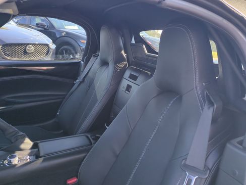 Used 2023 MAZDA MX-5 Miata Grand Touring w/ Weather Package image 13