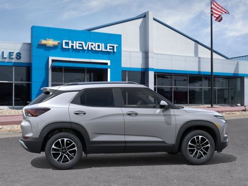 New 2026 Chevrolet TrailBlazer LT w/ Driver Confidence Package image 9