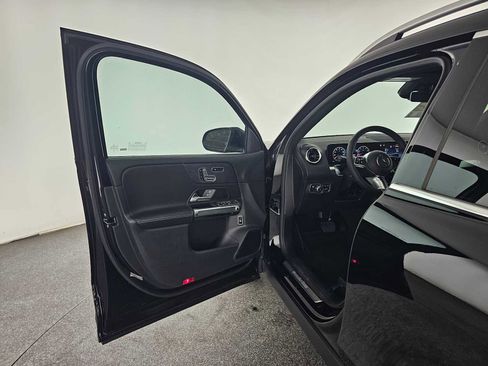 New 2026 Mercedes-Benz GLB 250 image 19
