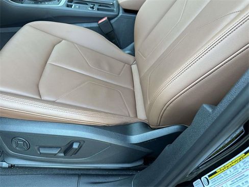 Certified 2025 Audi Q3 2.0T Premium Plus w/ Premium Plus Package image 22