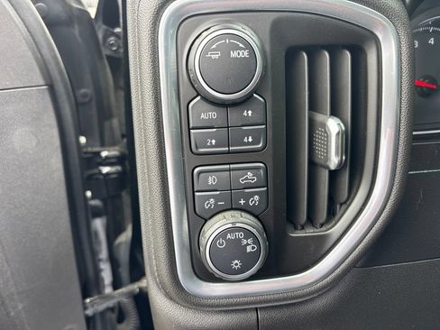 Used 2021 Chevrolet Silverado 1500 LT Trail Boss w/ Convenience Package II AWD/4WD image 25