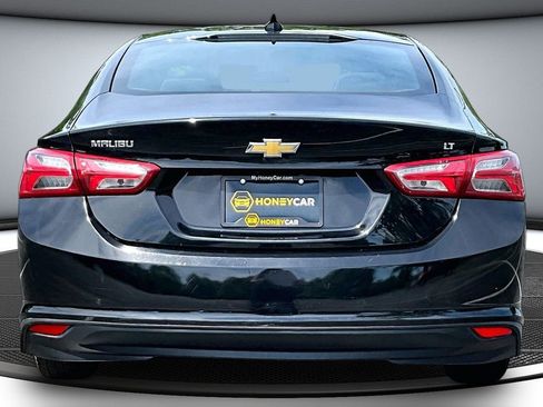 Used 2022 Chevrolet Malibu LT FWD image 5