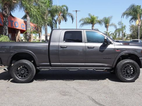 Used 2020 RAM 2500 Laramie w/ Night Edition AWD/4WD image 11
