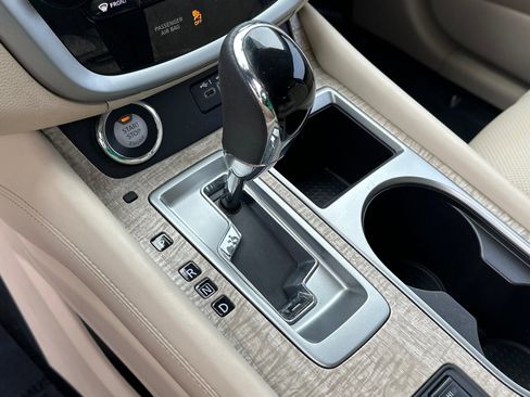 Certified 2019 Nissan Murano SL w/ SL Technology Package image 34