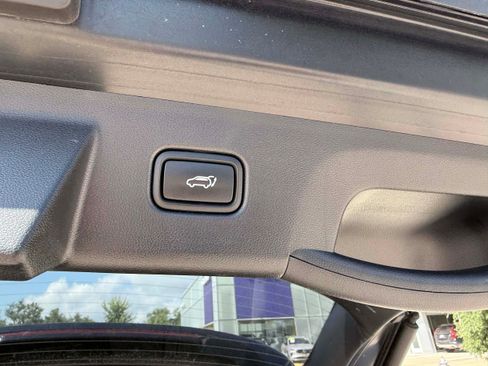 Used 2022 Hyundai Tucson Limited FWD image 25