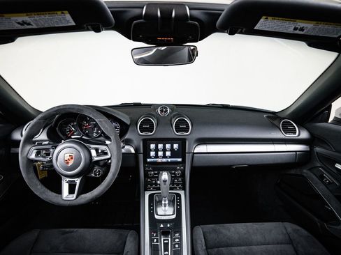 Certified 2018 Porsche 718 Boxster GTS RWD image 24