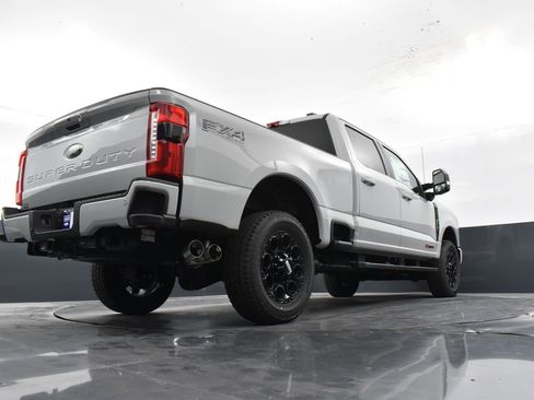 New 2025 Ford F350 XLT w/ Black Appearance Package image 33