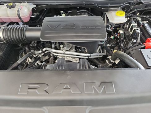 Used 2025 RAM 1500 Big Horn AWD/4WD image 10
