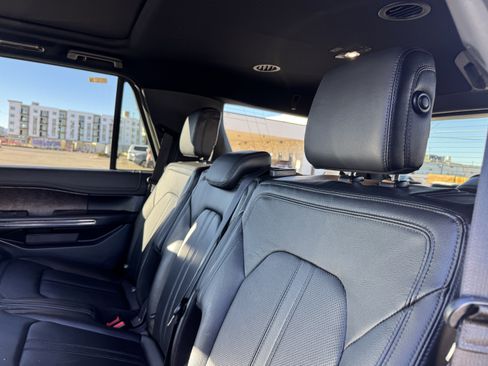 Used 2019 Ford Expedition Limited w/ Equipment Group 302A image 15