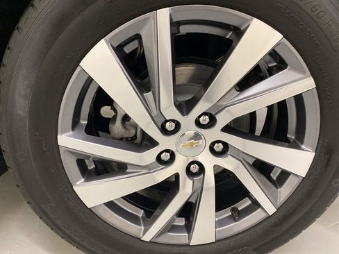 Used 2024 Chevrolet Equinox LT AWD/4WD image 26