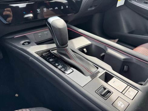 New 2026 Nissan Sentra SR image 19