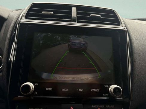 Used 2022 Mitsubishi Outlander Sport SE image 24