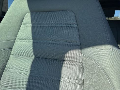 Used 2018 Honda CR-V EX image 5