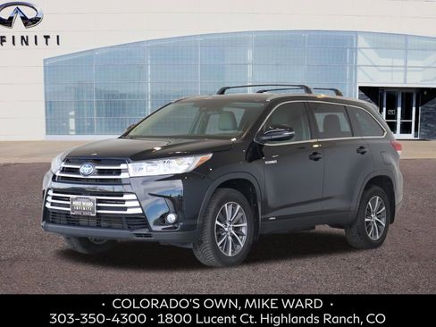 Used 2019 Toyota Highlander XLE image 1