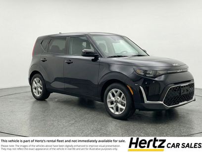 Used 2025 Kia Soul LX w/ LX Technology Package