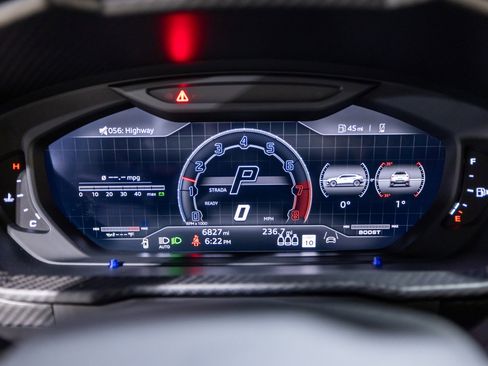 Used 2023 Lamborghini Urus Performante image 47