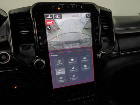 Used 2022 RAM 2500 Limited image 24