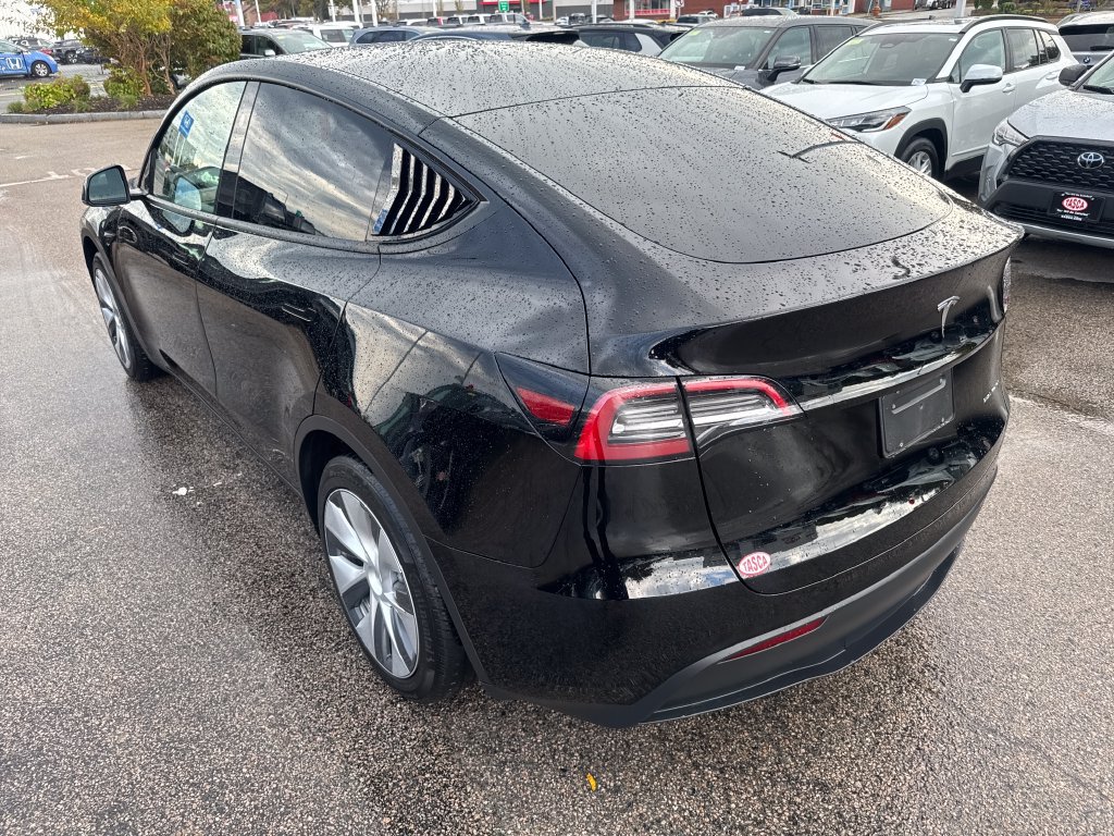Used 2023 Tesla Model Y Long Range AWD/4WD image 5