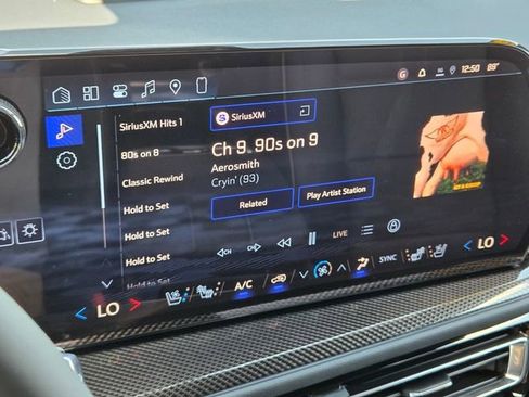 Used 2026 Chevrolet Traverse High Country w/ LPO, Floor Liner Package FWD image 33