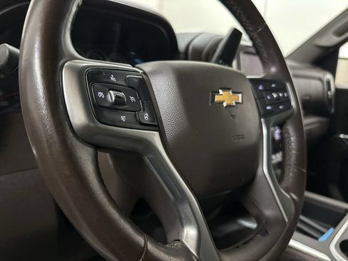Used 2021 Chevrolet Silverado 1500 LTZ w/ LTZ Convenience Package II AWD/4WD image 36