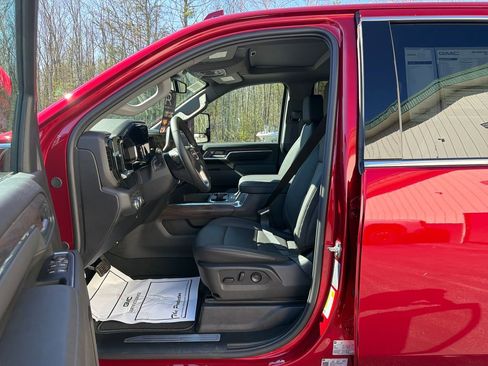 New 2026 GMC Sierra 2500 SLT w/ SLT Convenience Package AWD/4WD image 9