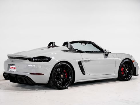 Used 2022 Porsche 718 Boxster Spyder image 3
