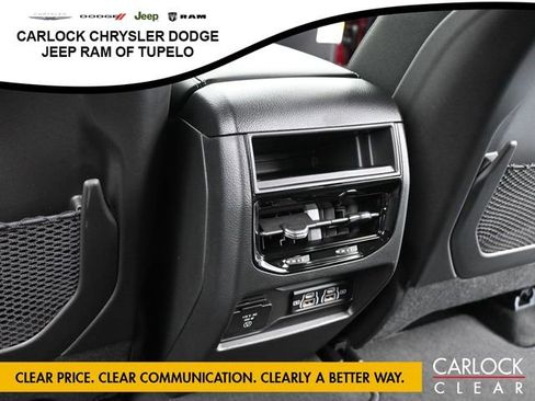 New 2025 Jeep Grand Cherokee Altitude image 32