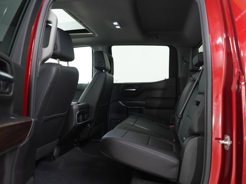 Used 2022 GMC Sierra 1500 SLT w/ SLT Premium Package AWD/4WD image 18