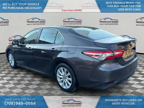 Used 2018 Toyota Camry LE FWD image 7