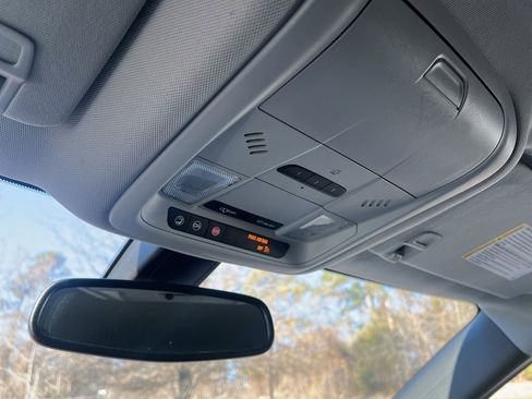 Used 2020 Chevrolet Blazer LT image 40