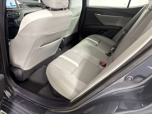 Used 2025 Toyota Camry SE image 20