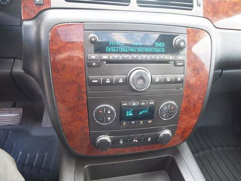 Used 2013 Chevrolet Suburban LT w/ All-Star Edition image 11