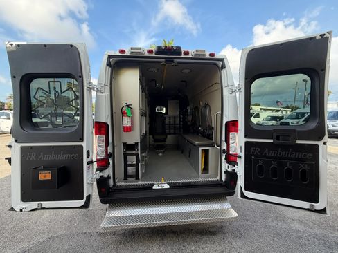 Used 2022 RAM ProMaster 2500 FWD image 6