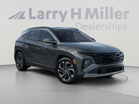 New 2026 Hyundai Tucson Limited AWD/4WD image 2