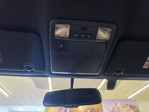 Used 2017 Toyota Tacoma SR5 RWD image 27