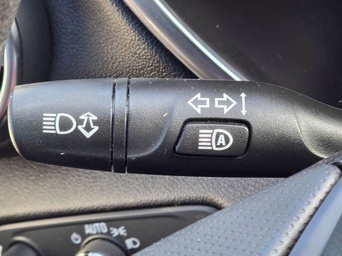 Used 2022 Chevrolet Blazer LT FWD image 20