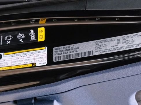 Used 2024 Jeep Wrangler Unlimited Rubicon 392 image 97