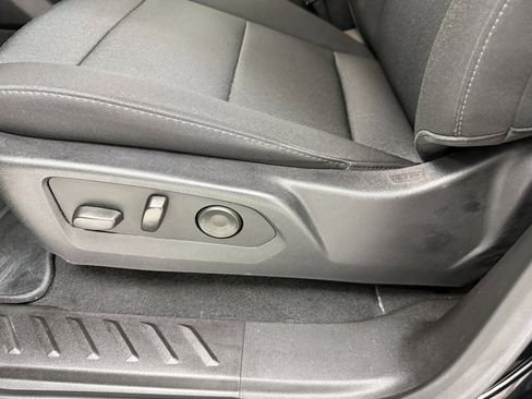 Used 2024 Chevrolet Colorado Trail Boss w/ Advanced Trailering Package image 26