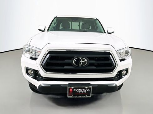 Used 2022 Toyota Tacoma SR5 image 2