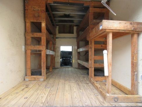 Used 2015 Chevrolet Express 3500 image 6