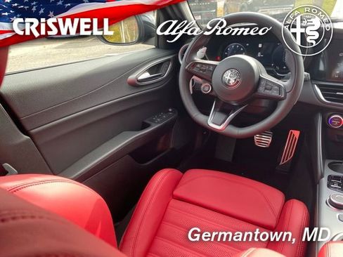 New 2025 Alfa Romeo Giulia AWD image 41