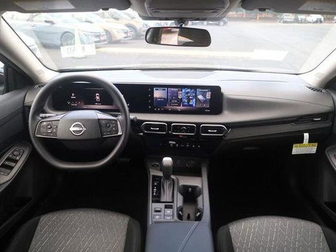 Used 2026 Nissan Sentra SV w/ Floor Mat Package FWD image 7