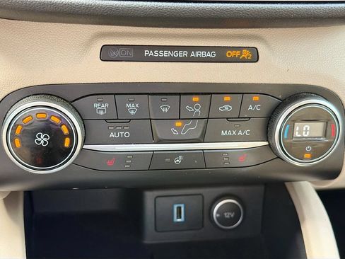 Used 2020 Ford Escape SEL FWD image 33