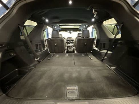 Used 2023 Honda Pilot TrailSport image 28