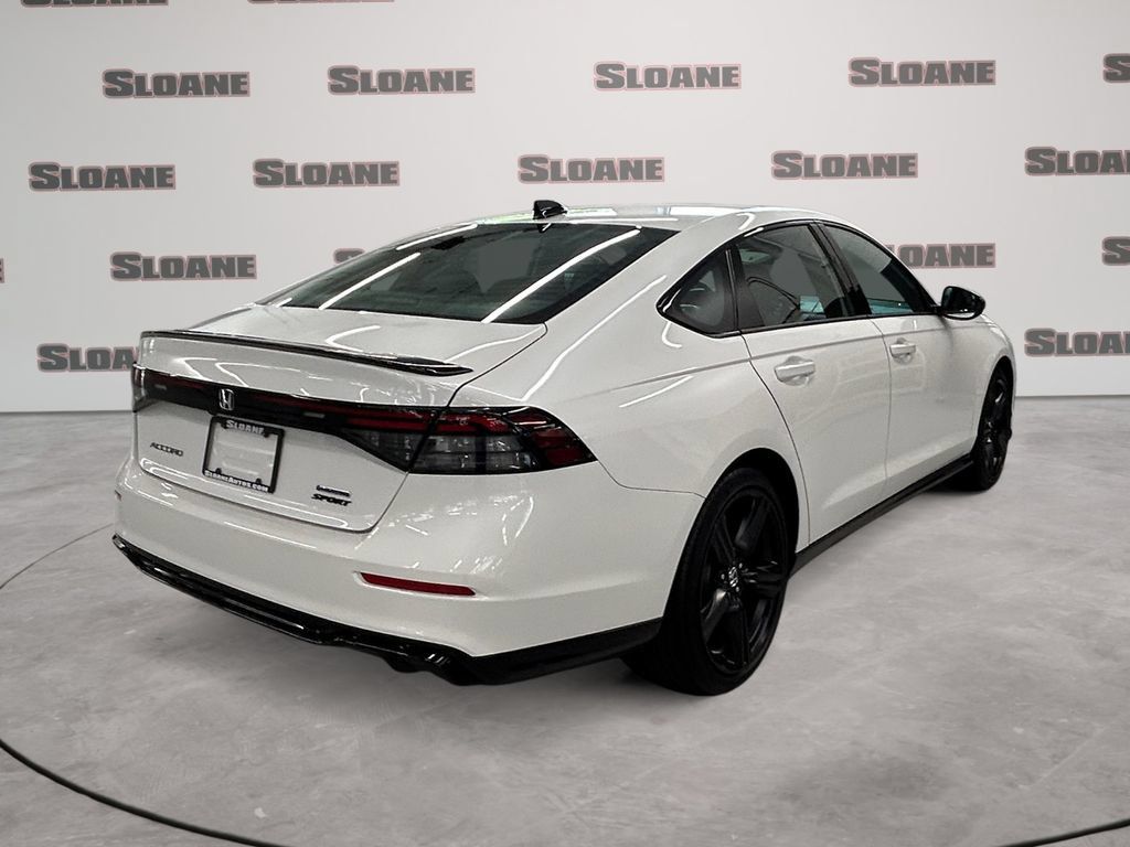 Used 2025 Honda Accord Sport image 5